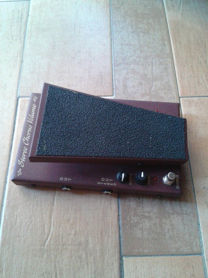 Morley stereo chorus volume