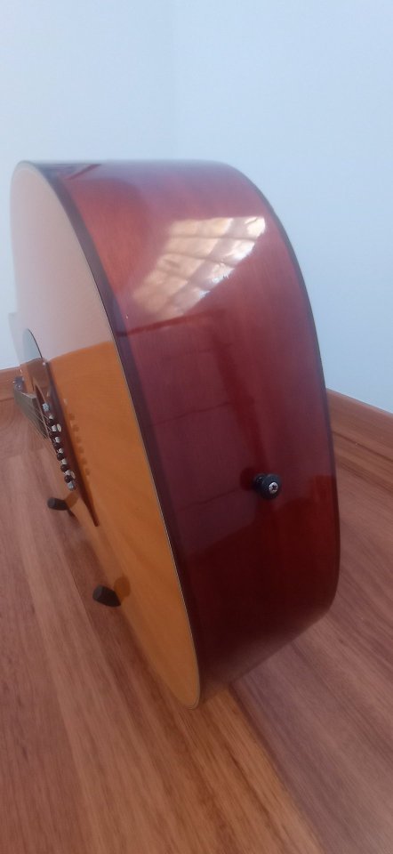 Guitarra acústica Kiso Suzuki Japón años 70 de segunda mano · Foto 8 de 10 · Cuenca · 350 €