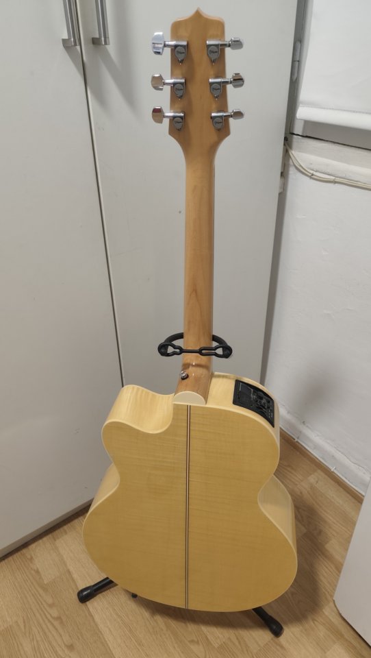 Takamine EG523SC Electroacústica Jumbo de segunda mano · Foto 2 de 10 · Madrid · 450 €