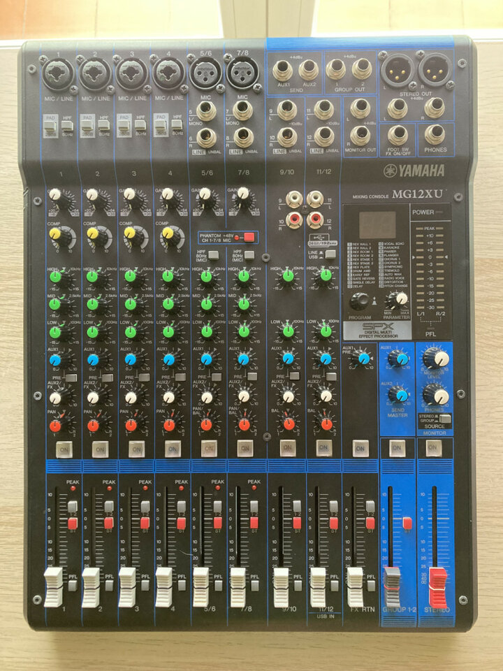 Yamaha MG12XU