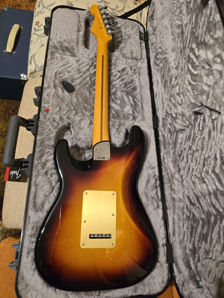 Fender Stratocaster American Ultra II HSS