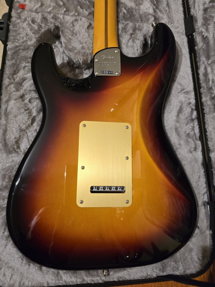 Fender Stratocaster American Ultra II HSS