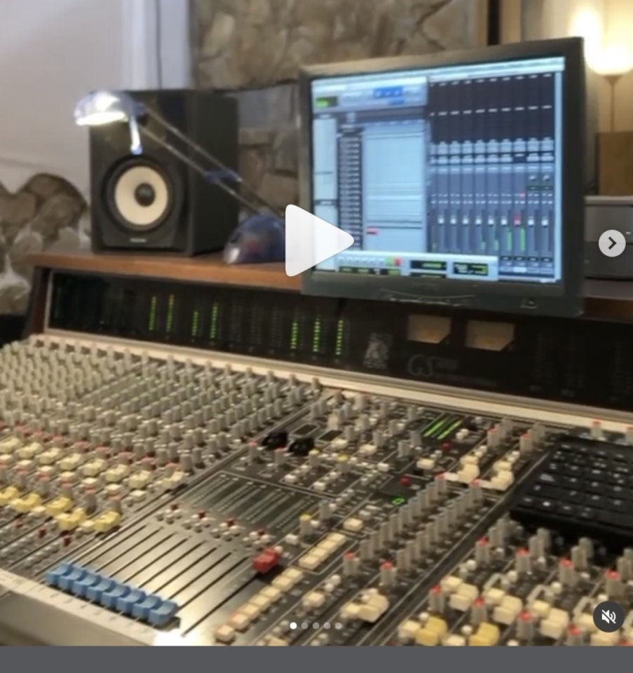 Mesa Mezclas Analógica Allen & Heath gs3000 studio 32/32/8/2