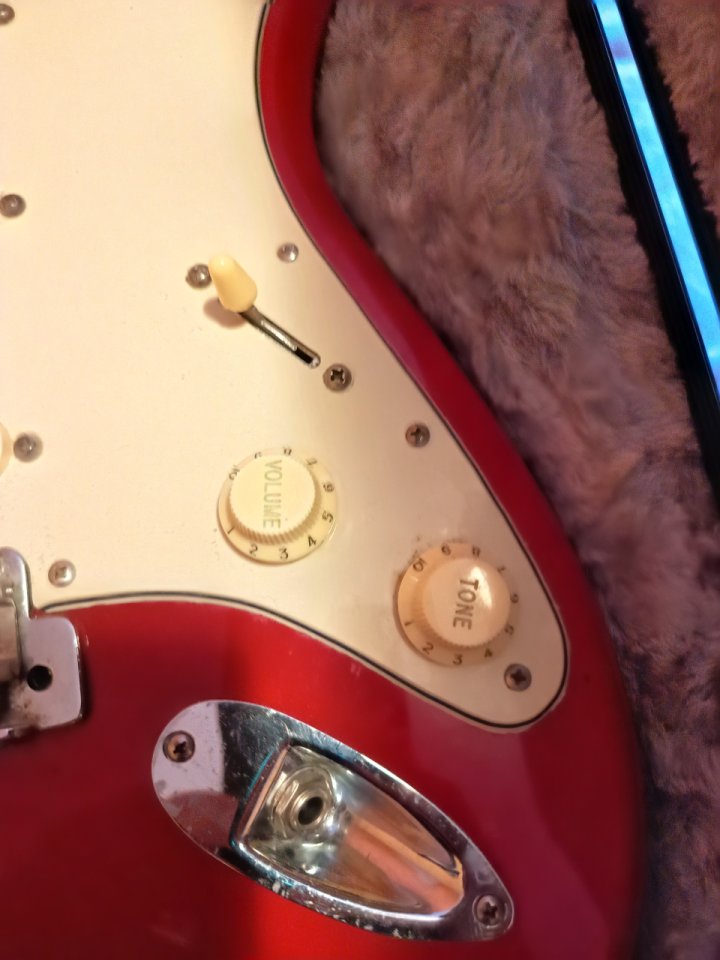 Fender Stratocaster Mexico de segunda mano · Foto 2 de 8 · Tarragona · 600 €