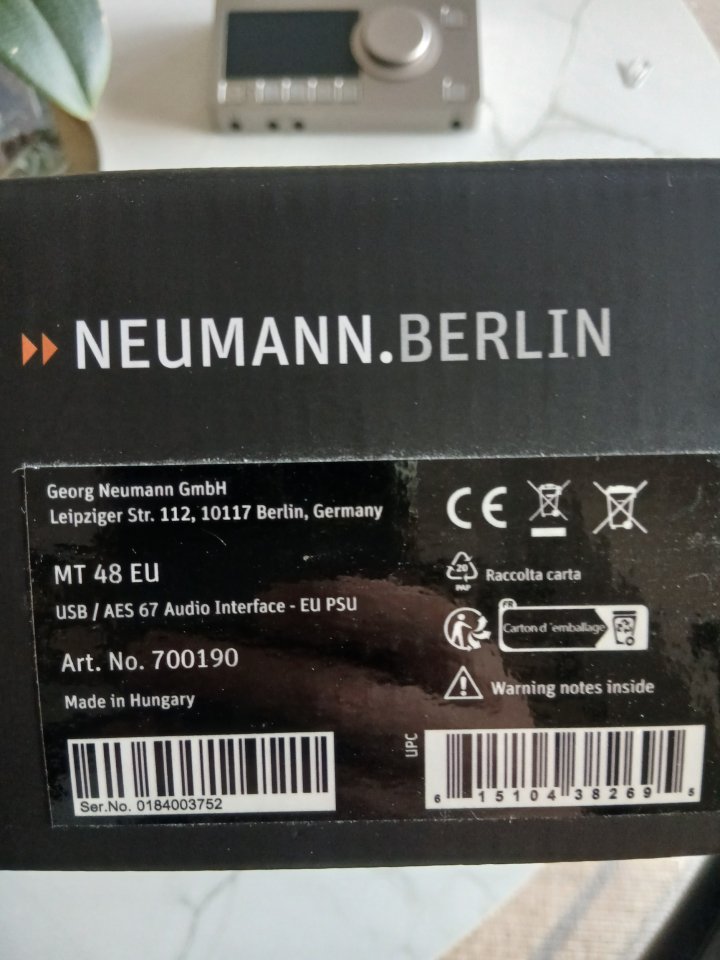 Tarjeta Neumann MT48 de segunda mano · Foto 8 de 10 · Bizkaia · 1300 €