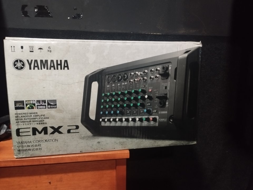 Equipo Yamaha/Peavy. Completo de segunda mano · Foto 1 de 4 · Sevilla · 550 €