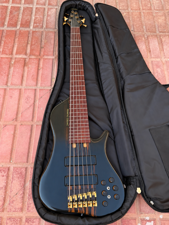 Vendo o Cambio Merlos signature 6 de segunda mano · Foto 1 de 10 · Alicante · 2200 €