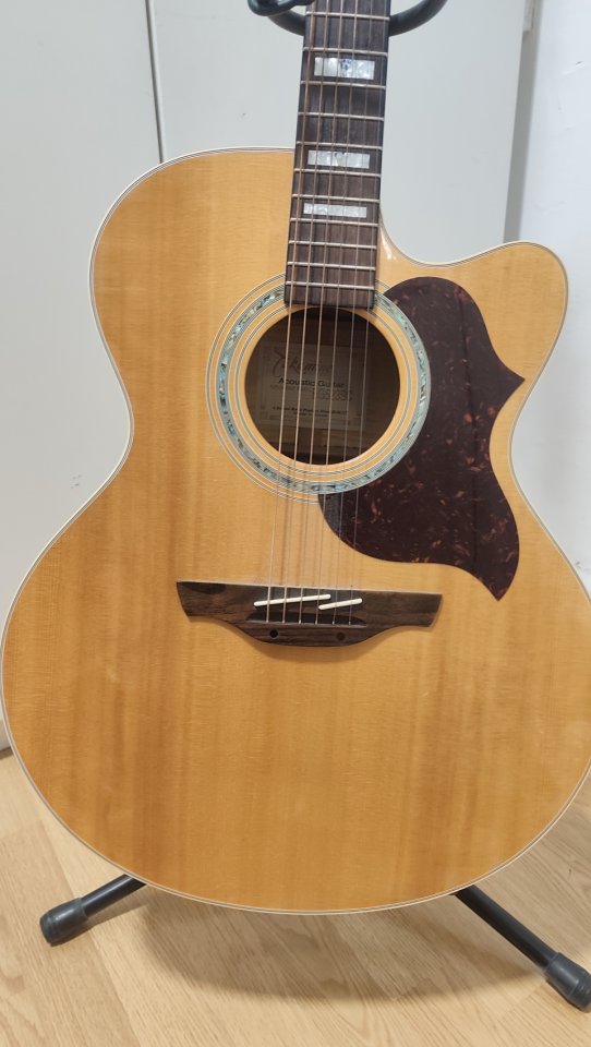 Takamine EG523SC Electroacústica Jumbo de segunda mano · Foto 3 de 10 · Madrid · 450 €