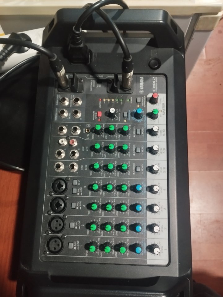 Equipo Yamaha/Peavy. Completo de segunda mano · Foto 4 de 4 · Sevilla · 550 €