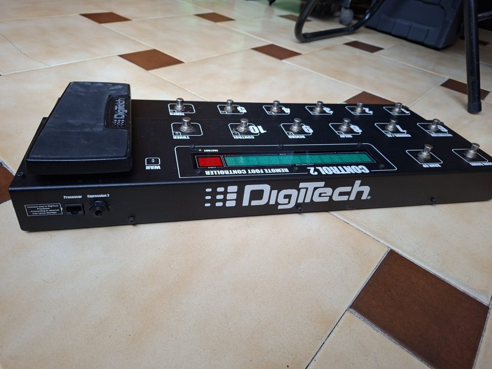 DigiTech GSP1101 Guitar preamp RACK + pedalera (vendo o cambio) de segunda mano · Foto 6 de 7 · Madrid · 300 €