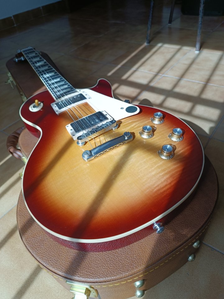 Gibson Les Paul Standard 2022 de segunda mano · Foto 3 de 10 · Tarragona