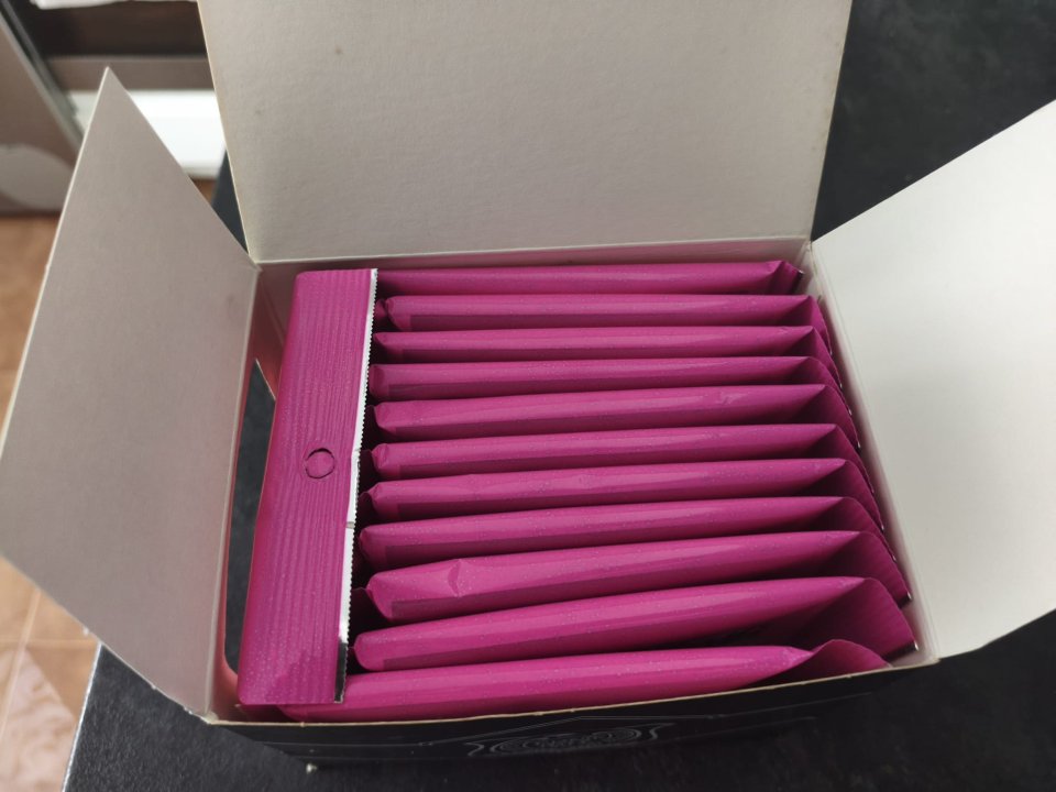 Set 12 juegos de cuerdas Ernie Ball Super Slinky de segunda mano · Foto 2 de 4 · Bizkaia · 55 €