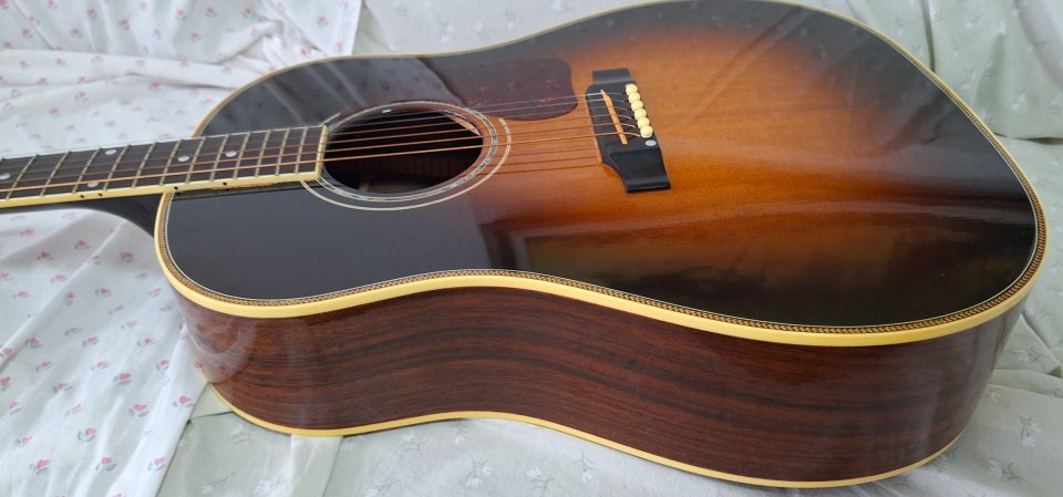 Gibson J 45 Custom de segunda mano · Foto 9 de 10 · Valencia · 2300 €