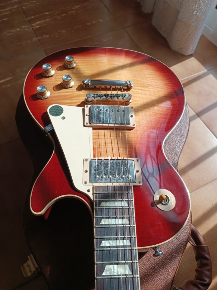 Gibson Les Paul Standard 2022 de segunda mano · Foto 5 de 10 · Tarragona