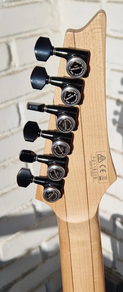 Ibanez Prestige RGR652 de segunda mano · Foto 6 de 9 · Madrid · 850 €