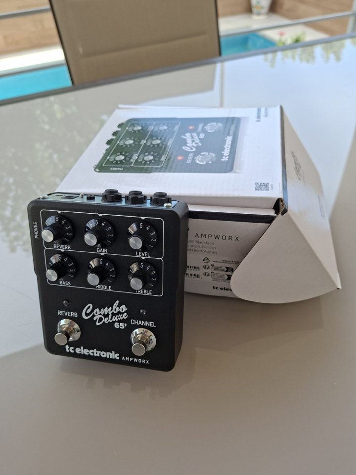 TC Electronic Combo Deluxe 65 de segunda mano · Foto 2 de 5 · Alicante · 95 €