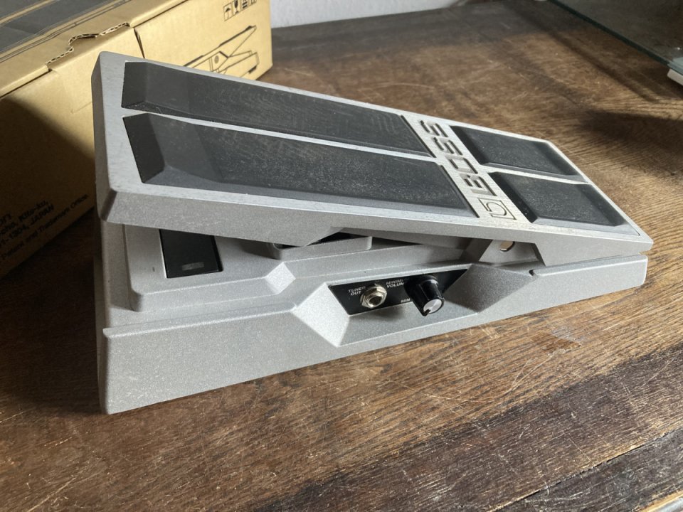 Boss FV500H Volumen / Expresión de segunda mano · Foto 3 de 6 · Huelva · 70 €