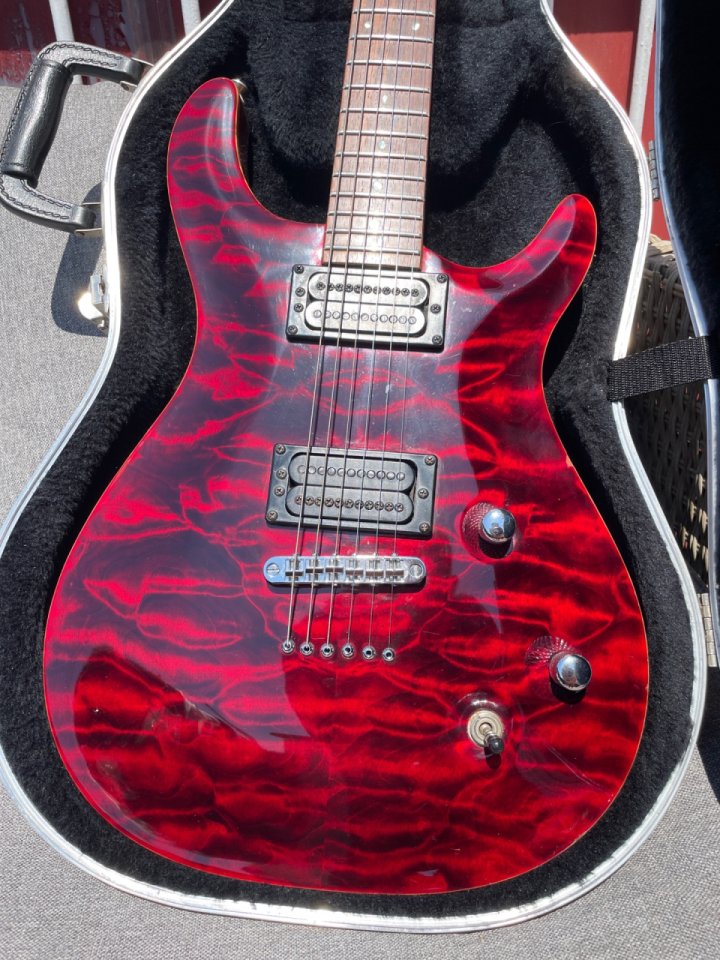 Carvin / Kiesel CT6 USA de segunda mano · Foto 1 de 10 · Barcelona · 1420 €
