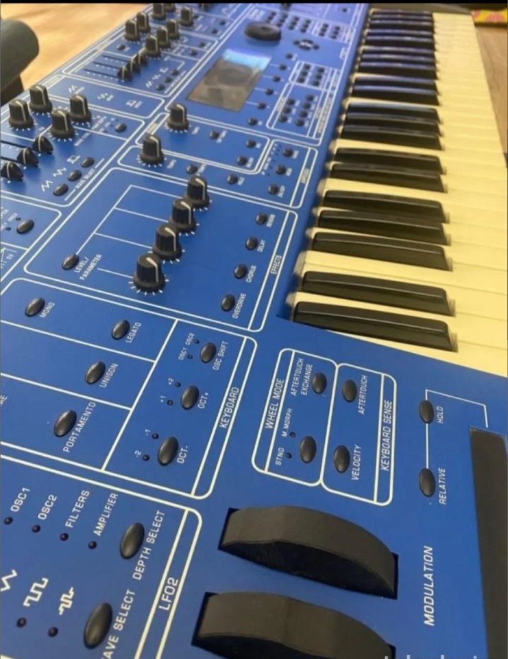 OBERHEIM OB-12 de segunda mano · Foto 1 de 4 · Huesca · 1100 €
