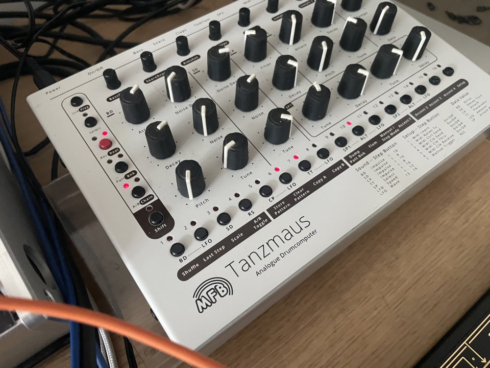 MFB Tanzmaus de segunda mano · Foto 2 de 4 · Lugo · 300 €