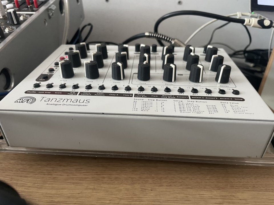 MFB Tanzmaus de segunda mano · Foto 3 de 4 · Lugo · 300 €