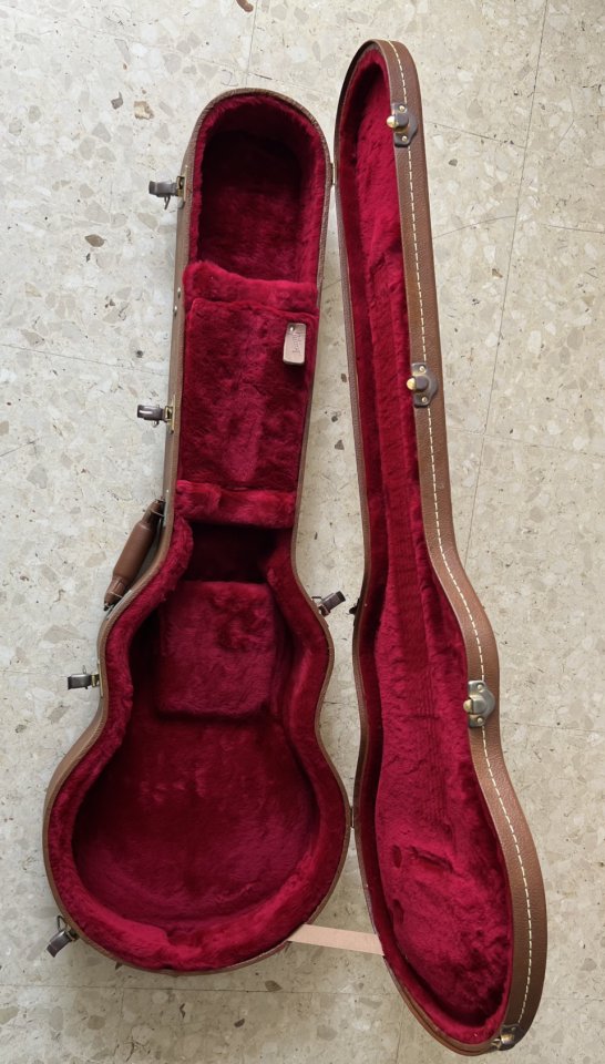 Maleta Dura Original Gibson de segunda mano · Foto 2 de 7 · Valencia · 105 €