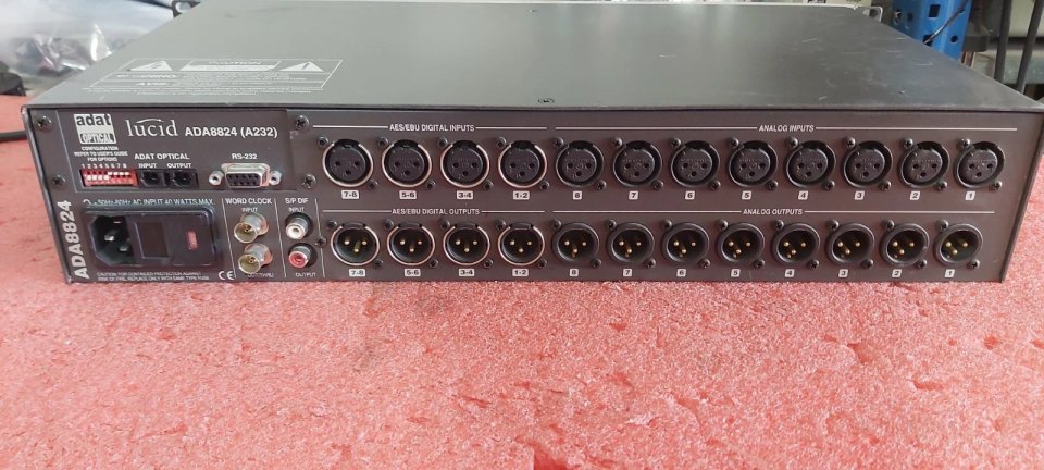 Lucid Audio ADA8824 de segunda mano · Foto 2 de 2 · Valencia · 300 €