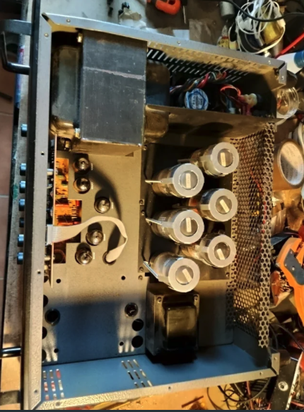 Amplificador de bajo a válvulas ampeg svt-2 pro de segunda mano · Foto 8 de 10 · Málaga · 450 €