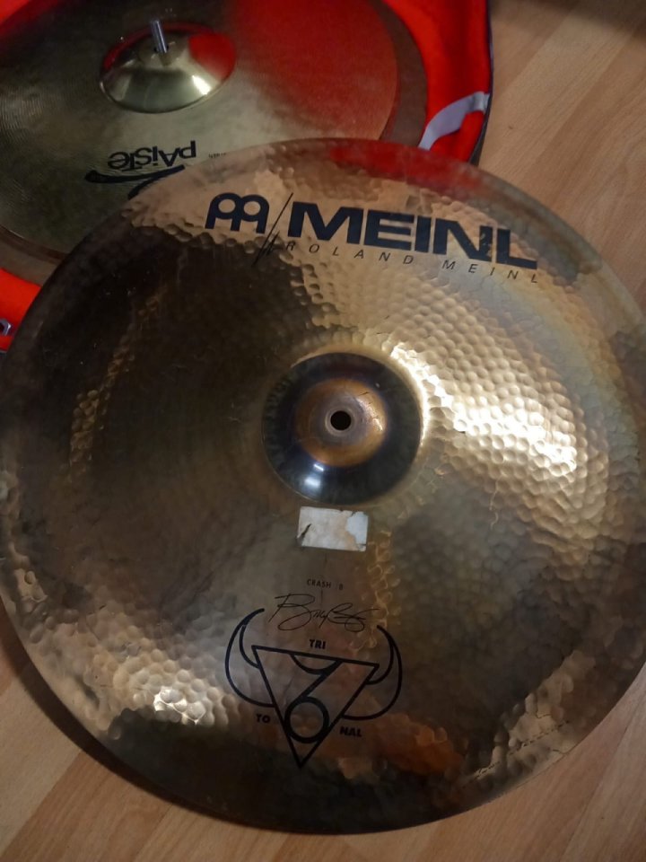 Platos batería variados de segunda mano · Foto 3 de 10 · Barcelona · 1 €