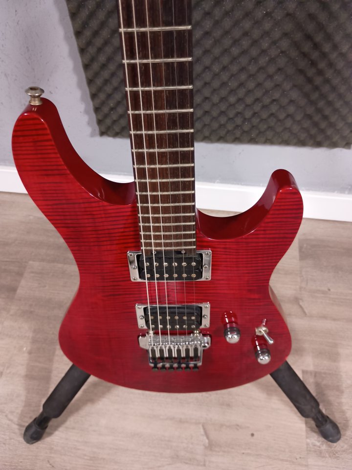 Guitarra eléctrica Yamaha RGX620DZ