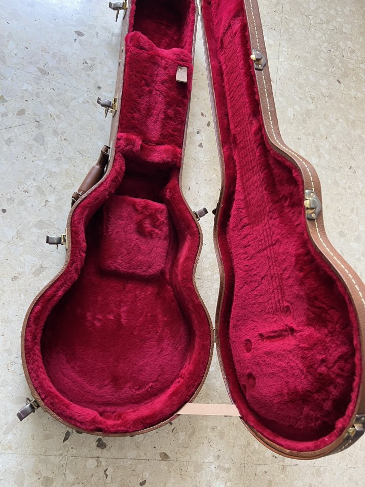 Maleta Dura Original Gibson de segunda mano · Foto 4 de 7 · Valencia · 105 €
