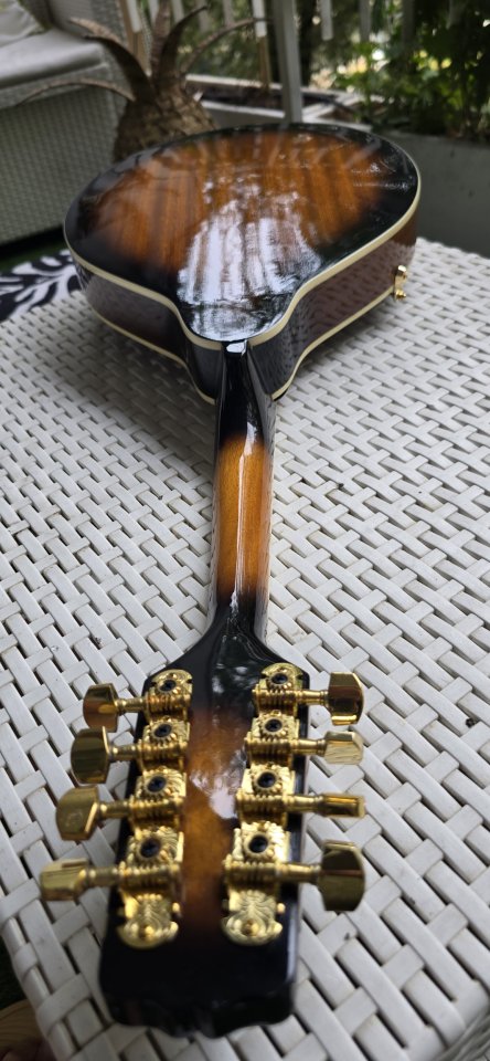 Mandolina Epiphone de segunda mano · Foto 5 de 10 · Madrid · 160 €