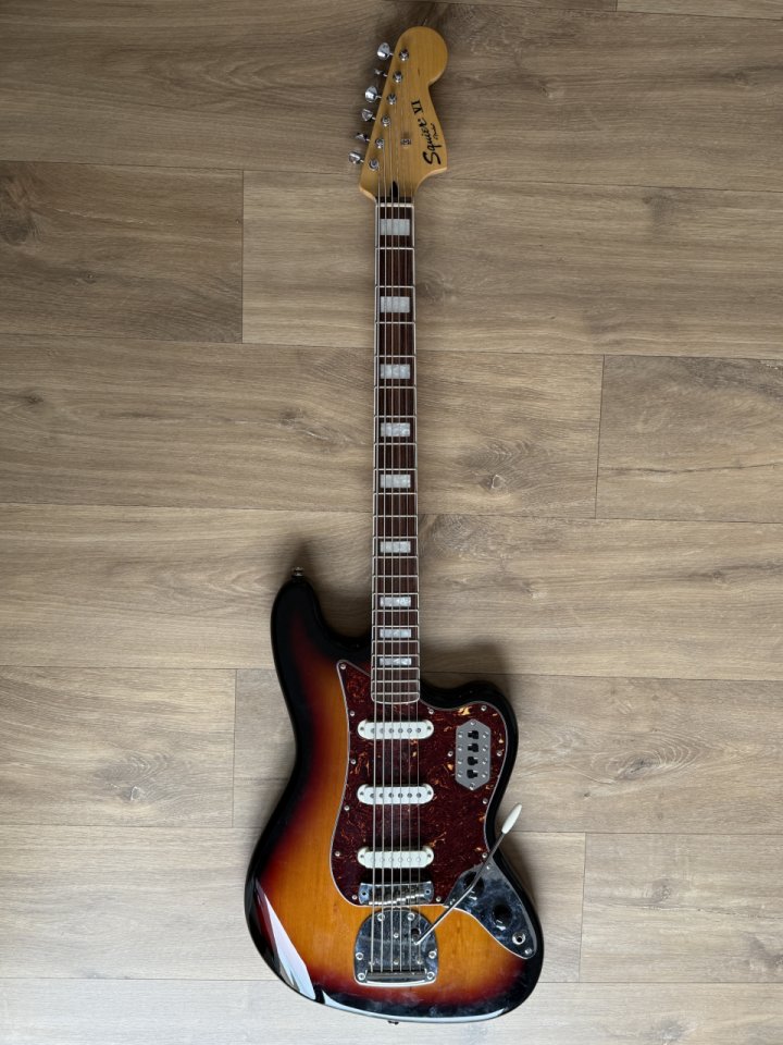 Squier VM Bass VI Staytrem Bridge