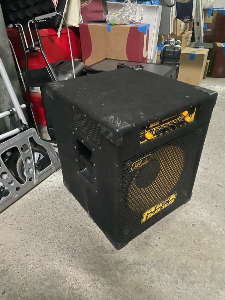 Se vende aplicador de bajo Mark Bass de segunda mano · Foto 2 de 2 · Araba · 500 €