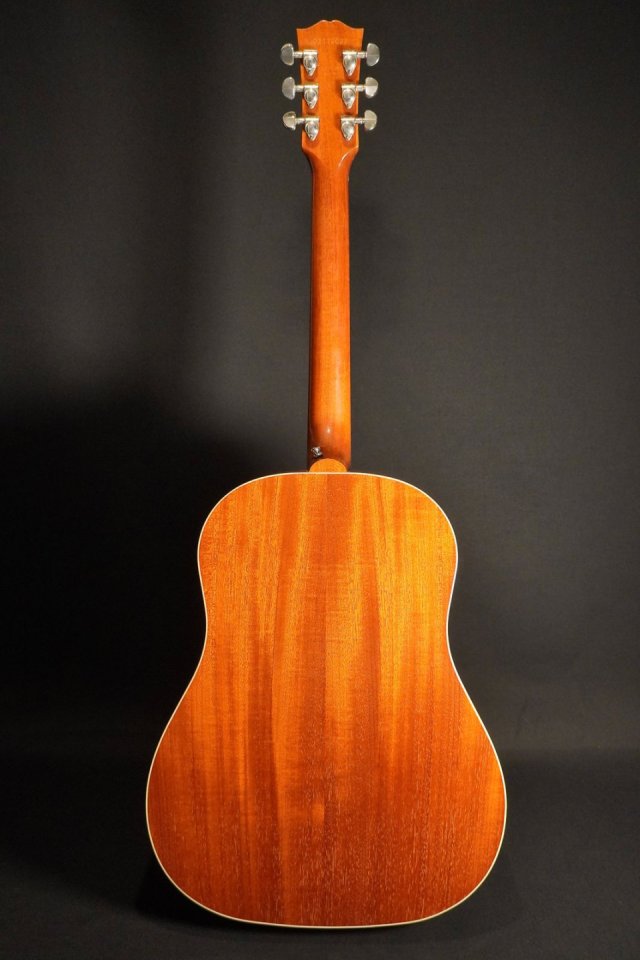 Gibson J-45 Standard Natural de 2009 de segunda mano · Foto 2 de 10 · Madrid · 1999 €