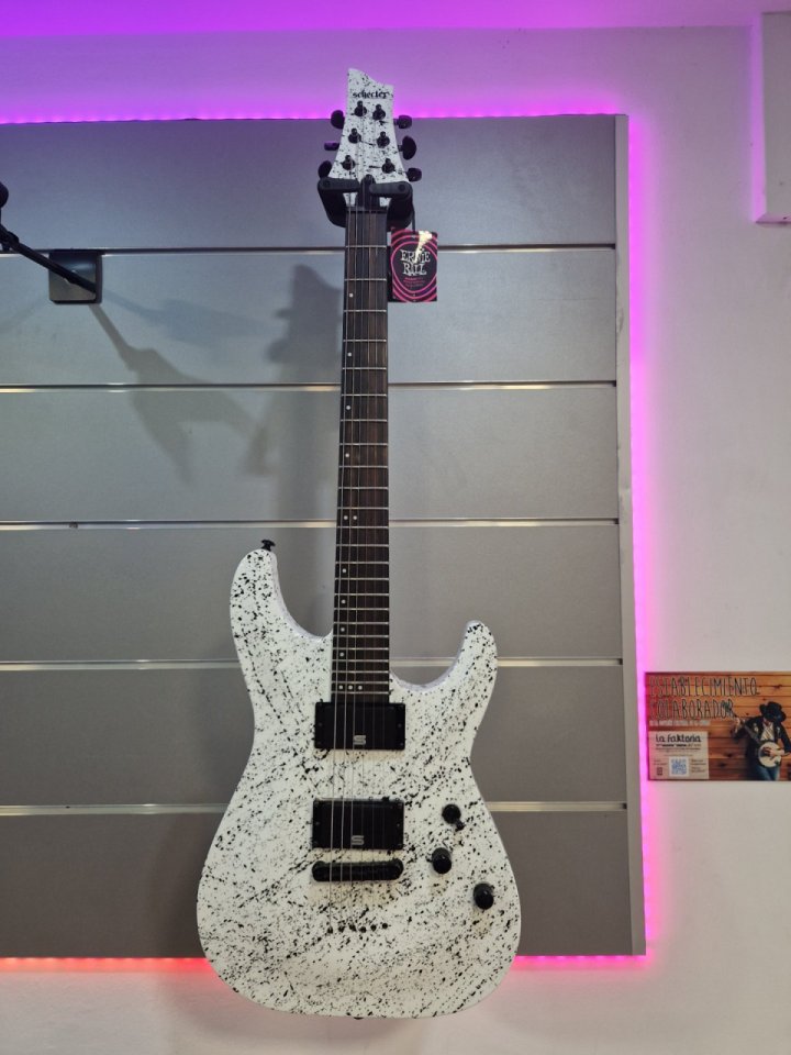 Schecter C1 ink límited edition de segunda mano · Foto 2 de 4 · Navarra · 1199 €