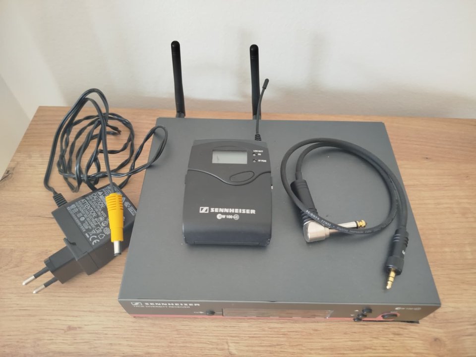 Sistema Inalámbrico Sennheiser Ew 100 G3 de segunda mano · Foto 1 de 6 · Asturias · 300 €