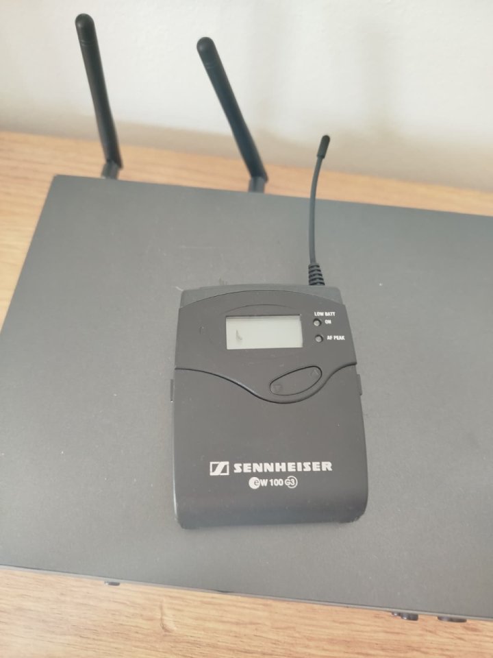 Sistema Inalámbrico Sennheiser Ew 100 G3 de segunda mano · Foto 4 de 6 · Asturias · 300 €