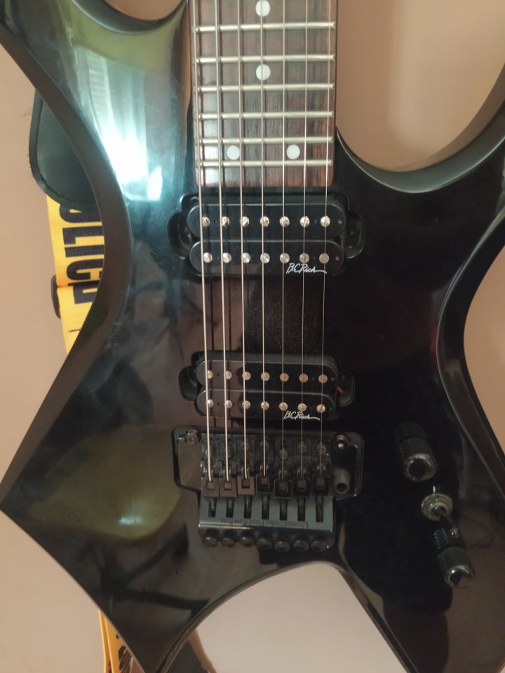Bc Rich 7 cuerdas. Cambio. de segunda mano · Foto 2 de 7 · Albacete
