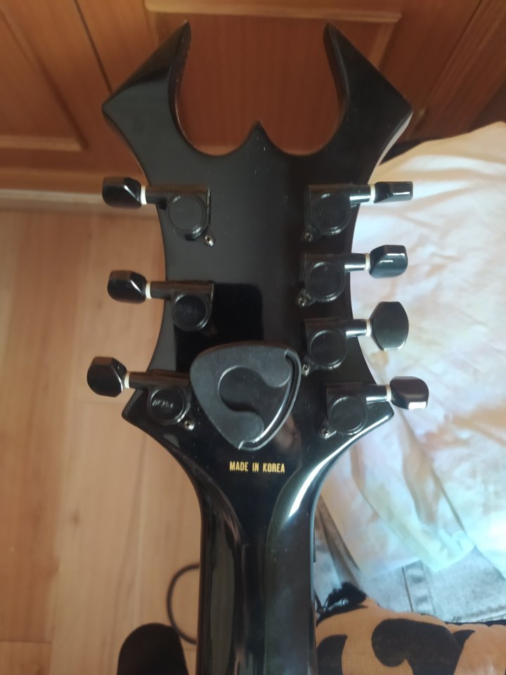Bc Rich 7 cuerdas. Cambio. de segunda mano · Foto 4 de 7 · Albacete