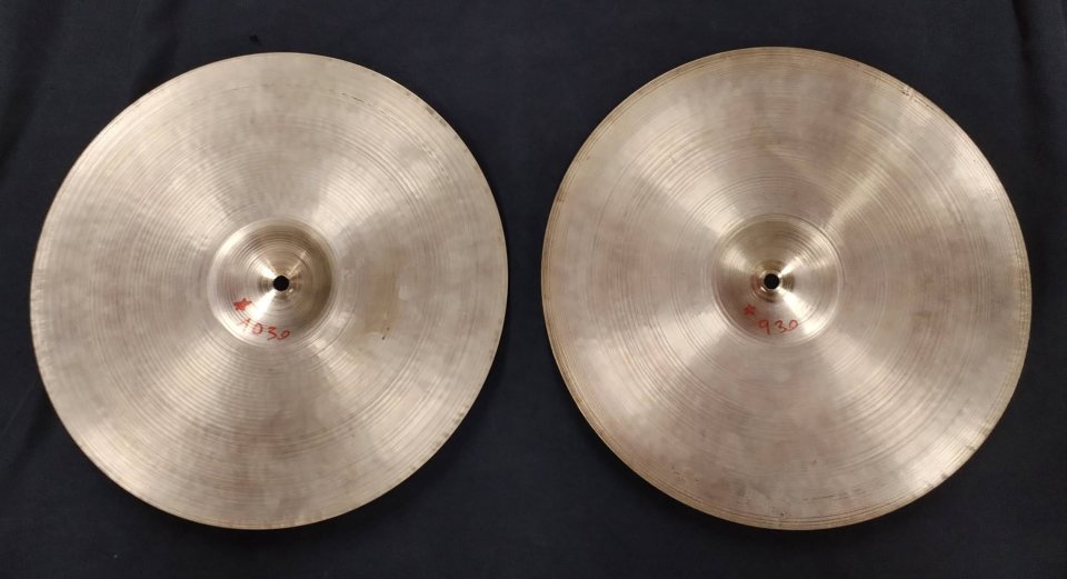 Hi Hat Avedis de 15" de segunda mano · Foto 2 de 8 · Barcelona · 299 €