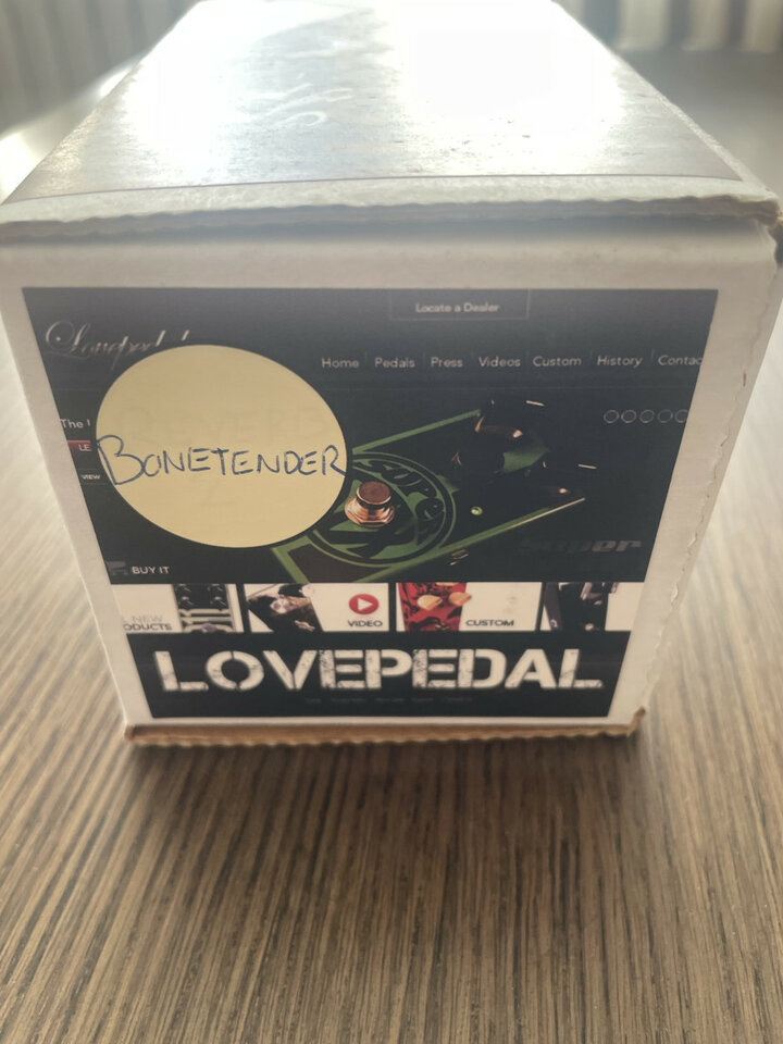 Lovepedal BoneTender fuzz RESERVADO