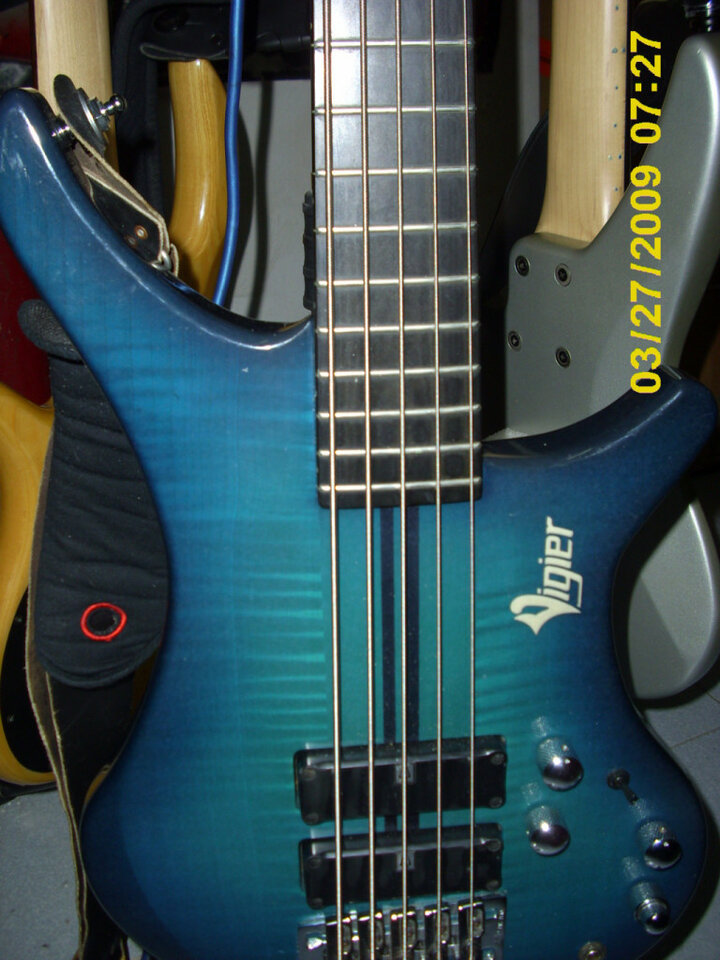 Bajo 5 cuerdas Vigier Pasión serie 3