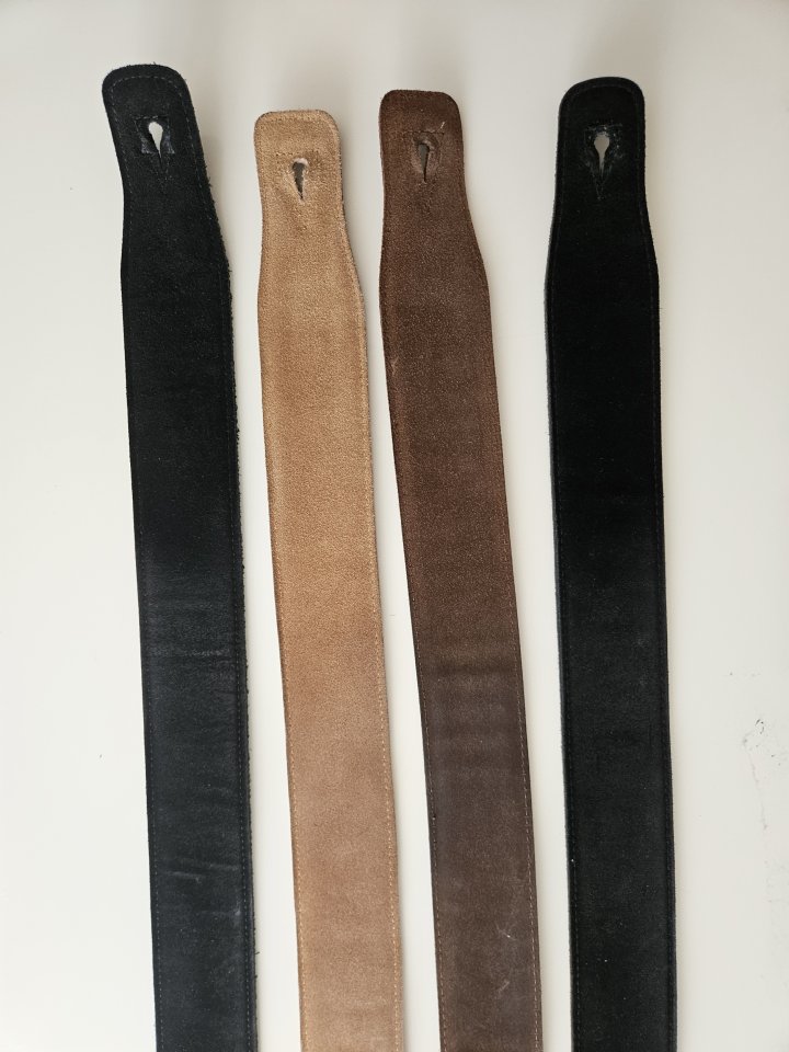 Correa de piel Dat Strap (4 colores) de segunda mano · Foto 8 de 8 · Barcelona · 18 €