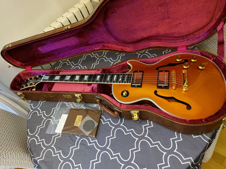 Gibson Custom Shop Limited Run Les Paul Florentine Orange Sparkle (2014) de segunda mano · Foto 4 de 7 · Zaragoza