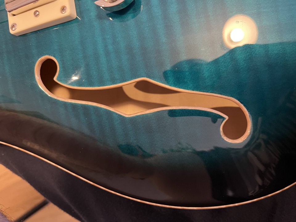 PRS SE Hollowbody II PIezo