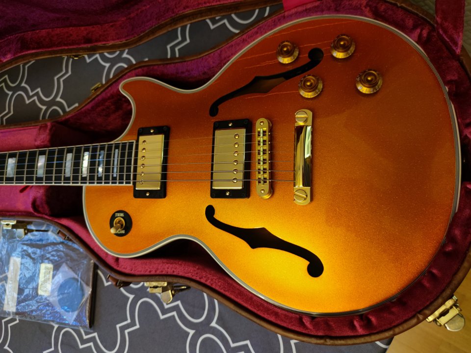 Gibson Custom Shop Limited Run Les Paul Florentine Orange Sparkle (2014) de segunda mano · Foto 5 de 7 · Zaragoza