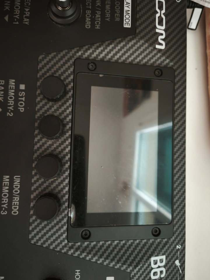 Multiefectos ZOOM B6 de segunda mano · Foto 2 de 3 · Barcelona · 280 €