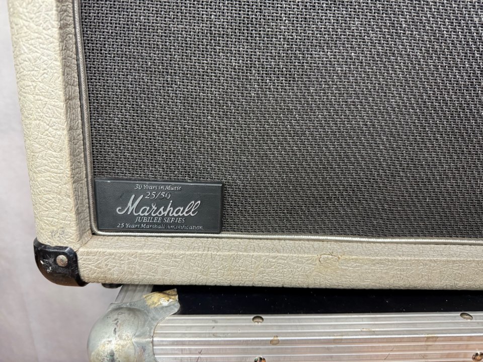 Combo Marshall Silver Jubilee 1987 de segunda mano · Foto 3 de 4 · León · 1600 €