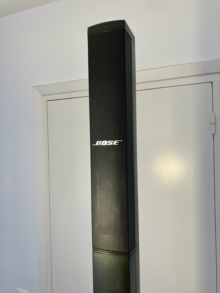 Amplificador Bose L1 de segunda mano · Foto 2 de 5 · Bizkaia · 350 €